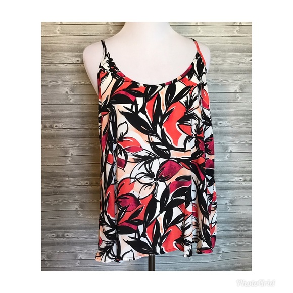 Tops - 5 for $25 floral printed top